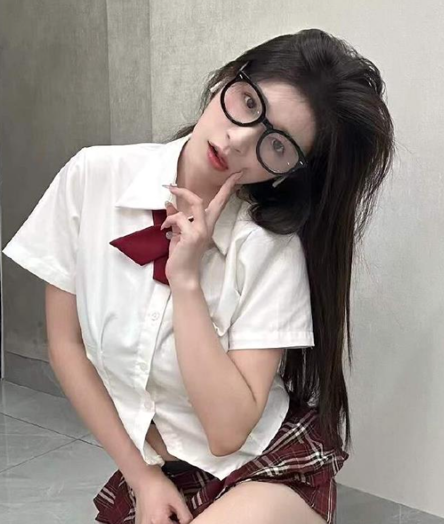管管我啦个人简介，福利写真图片资源-N5次元